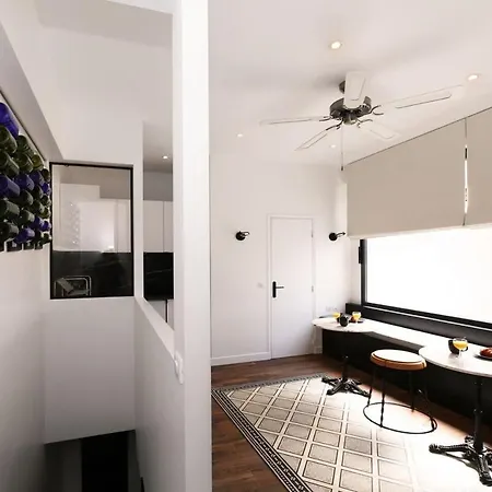 Proche Des Celebres Puces De 4p Apartamento