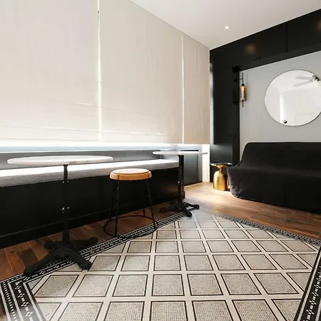 Appartement Proche Des Celebres Puces De 4p *