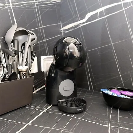 Proche Des Celebres Puces De 4p Appartement